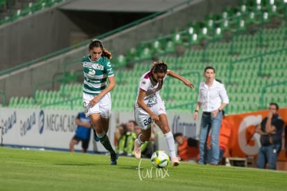 Karla Martínez, Perla Navarrete | Santos vs León J6 C2019 Liga MX Femenil