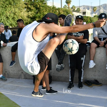 Adrian Ornelas adrian_wrs_crew | Torneo de freestyle y street futbol, Panther Ball 2019