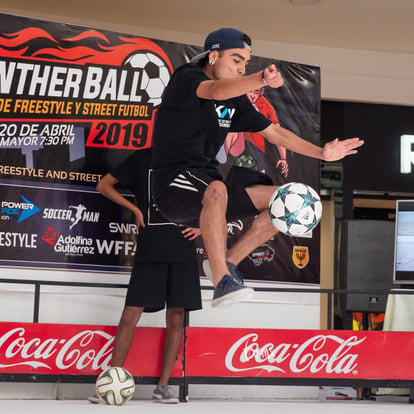 Adrian Ornelas adrian_wrs_crew | Torneo de freestyle y street futbol, Panther Ball 2019