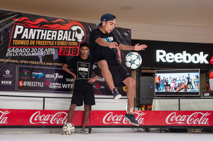 Adrian Ornelas adrian_wrs_crew | Torneo de freestyle y street futbol, Panther Ball 2019