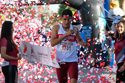 Alexis Alan Hernández Treviño, 00:15:14 | 21K y 5K El Siglo de Torreón