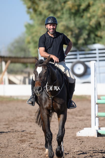 Las Brisas centro ecuestre | Salto de caballo Las Brisas