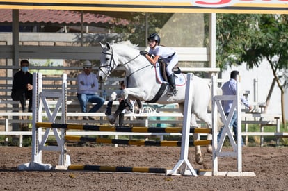 Las Brisas centro ecuestre | Salto de caballo Las Brisas