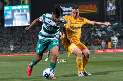 Eduardo Aguirre, Jesús Dueñas | Santos vs Tigres J6 C2020 Liga MX