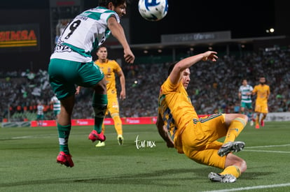 Eduardo Aguirre, Jesús Dueñas | Santos vs Tigres J6 C2020 Liga MX