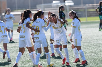 Festejo de gol de Deiry Ramírez Tigres | Santos Tigres femenil sub17