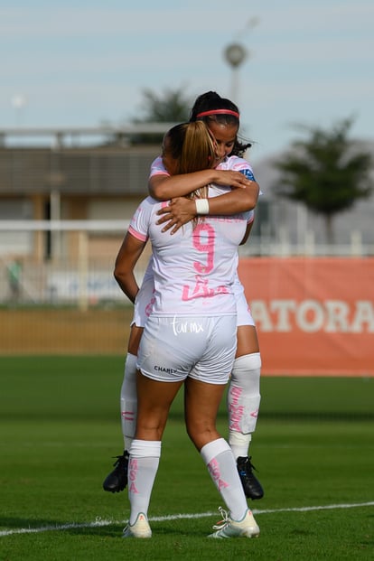 festejo de gol de Cinthya Peraza, Cinthya Peraza, Alexia Vil | Santos vs Pumas J13 A2021 Liga MX femenil