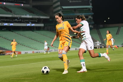 Estela Gómez, Greta Espinoza | Santos vs Tigres J17 A2021 Liga MX femenil