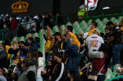 afición tigres | Santos vs Tigres J17 A2021 Liga MX femenil