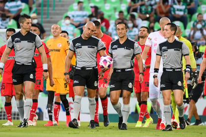 árbitros | Santos vs Toluca J15 A2021 Liga MX