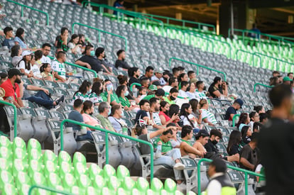 afición en el Corona | Santos Laguna vs Querétaro J1 A2022 Liga MX femenil