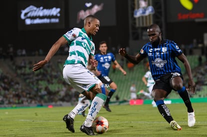 Harold Preciado, Kevin Balanta | Santos vs Queretaro J14 C2022 Liga MX