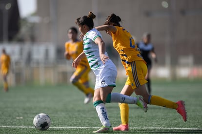 Britany Hernández, Andrea Cázares | Santos vs Tigres J16 C2022 Liga MX