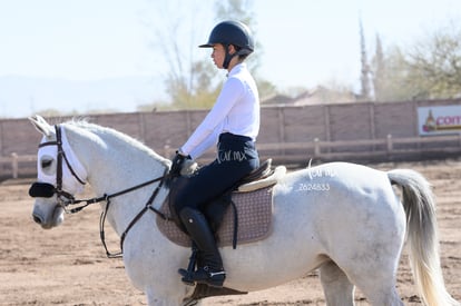 Ma. Teresa Anaya | Salto ecuestre Las Brisas