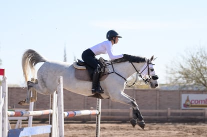 Ma. Teresa Anaya | Salto ecuestre Las Brisas