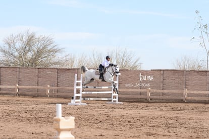 Ma. Teresa Anaya | Salto ecuestre Las Brisas