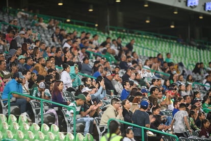 afición en el Corona | Santos vs Necaxa J8 C2023 Liga MX femenil