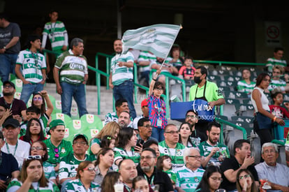 Afición en el Estadio Corona | Santos vs Puebla J9 C2023 Liga MX