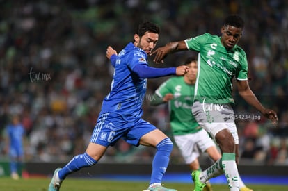 Félix Torres, Juan Vigon | Guerreros del Santos Laguna vs Tigres UANL J1 C2023 Liga MX