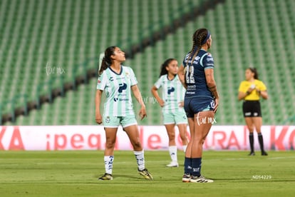 Venicia Juárez, Marianne Martínez | Santos Laguna vs Puebla femenil