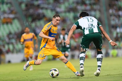 Marcelo Flores, Santiago Naveda | Santos Laguna vs Tigres UANL J4