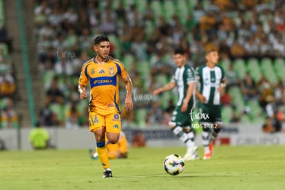 Jesús Garza | Santos Laguna vs Tigres UANL J4