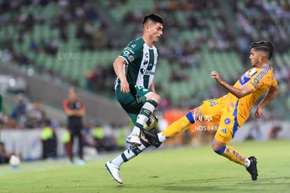 Vladimir Loroña, Jesús Garza | Santos Laguna vs Tigres UANL J4