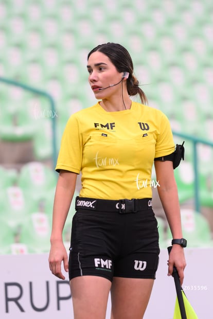 Melanie Villavicencio, árbitro | Santos Laguna vs Chivas Guadalajara femenil