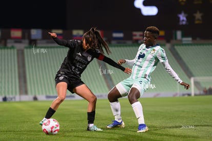 Sandra Nabweteme, María Acosta | Santos vs Necaxa femenil