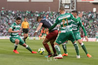 Alan Pulido, Doria