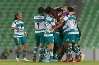 Celebración de gol de Arlett Tovar 4