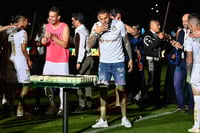 Pastel décimo aniversario del Estadio Corona