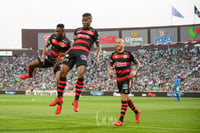 Festejo de gol de Tijuana, gol de Miler Bolaños