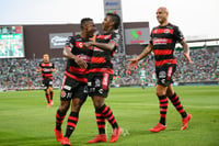 Festejo de gol de Tijuana, gol de Miler Bolaños