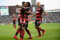 Festejo de gol de Tijuana, gol de Miler Bolaños