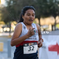 Estela Hernández, campeona 5K