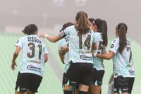 Del gol de Yashira, Yashira Barrientos