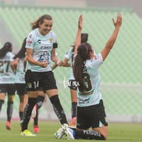 Del gol de Yashira, Yashira Barrientos, Daniela Calderón