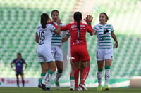 festeja gol, Hannia De Avila, Karyme Martínez, Marcela Valer