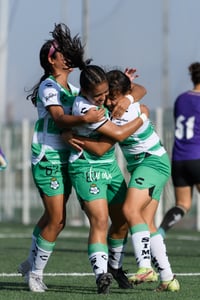 Celebran gol de Celeste, Britany Hernández, Celeste Guevara,