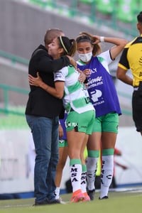 Celebración de gol, Lia Romero