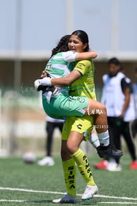 Arlett Casas, Tania Baca