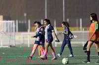 Ana Vásquez, Regina Treviño
