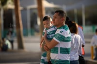 Afición en el Estadio Corona