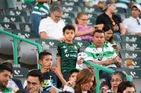 Afición en el Estadio Corona