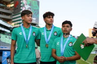 reconocimiento a jugadores de  sub 17