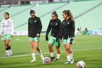 Paulina Peña, Stephanie Soto, Marianne Martínez