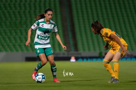 Karla Martínez, Selene Cortés @tar.mx