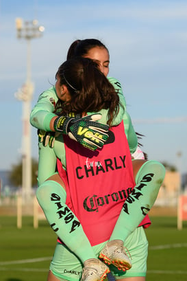 Celebran gol de Mariela Jiménez 30, Paola Calderón, Nicole B @tar.mx