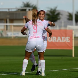 festejo de gol de Cinthya Peraza, Cinthya Peraza, Alexia Vil @tar.mx